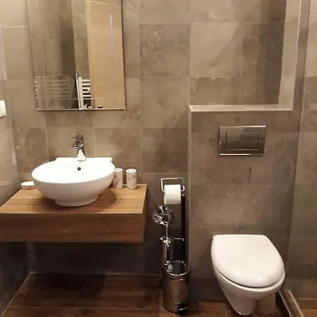 Mall Apartment *